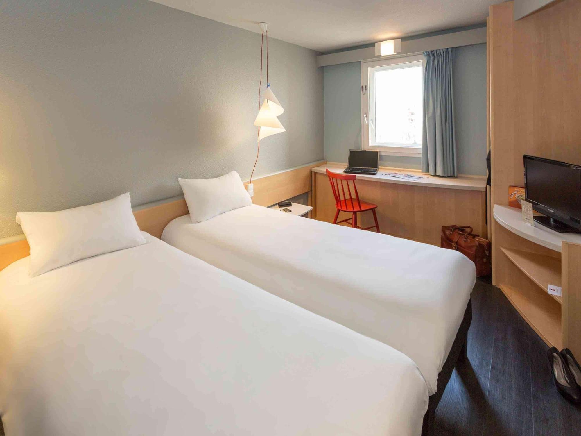 ไอบิส มงเตลิมาร์ นอร์ด Hotel Saulce-sur-Rhone ภายนอก รูปภาพ