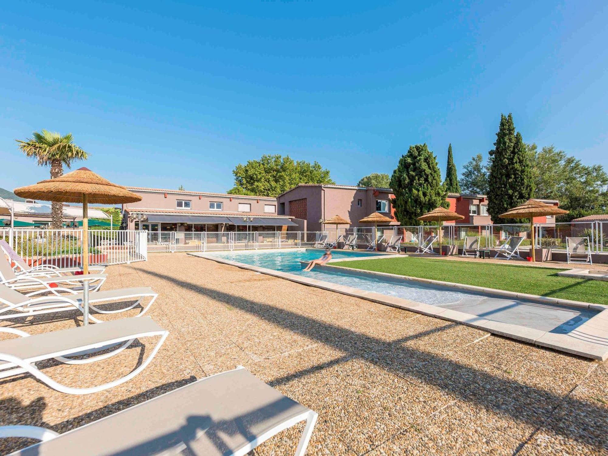ไอบิส มงเตลิมาร์ นอร์ด Hotel Saulce-sur-Rhone ภายนอก รูปภาพ