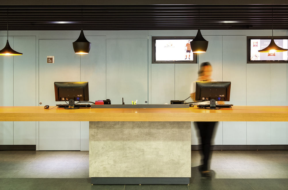 ไอบิส มงเตลิมาร์ นอร์ด Hotel Saulce-sur-Rhone ภายนอก รูปภาพ